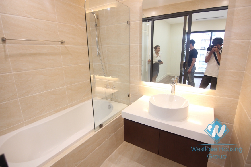 Two bedrooms apartment for rent in Thanh Xuan district, Ha Noi